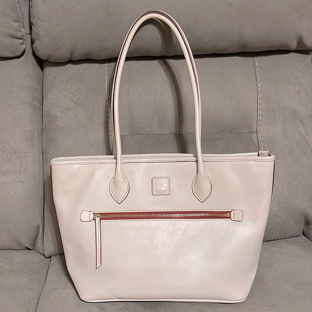 Dooney & Bourke Handbag
